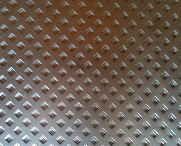 perforetad metal mesh--mild steel