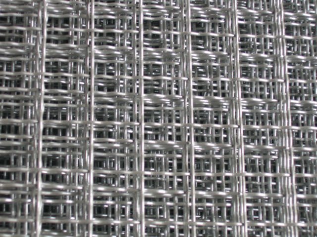 intermediate crimped wire mesh